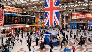 A Walk Through The London Victoria Station London England [upl. by Selena637]